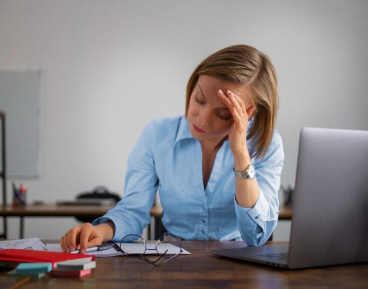 Wypalenie zawodowe jak sobie radzić? 3 porady, by go uniknąć