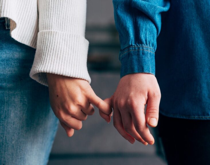 Co to jest aseksualność? Jak wygląda związek z osobą aseksualną?